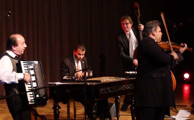 Kalinka Ensemble with cimbalom